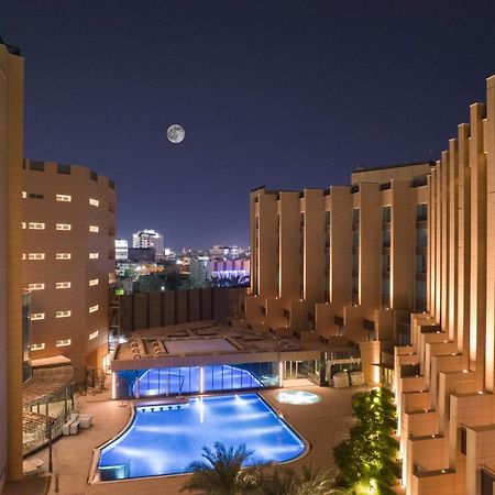 Grand Millennium Al Seef Basra Buitenkant foto