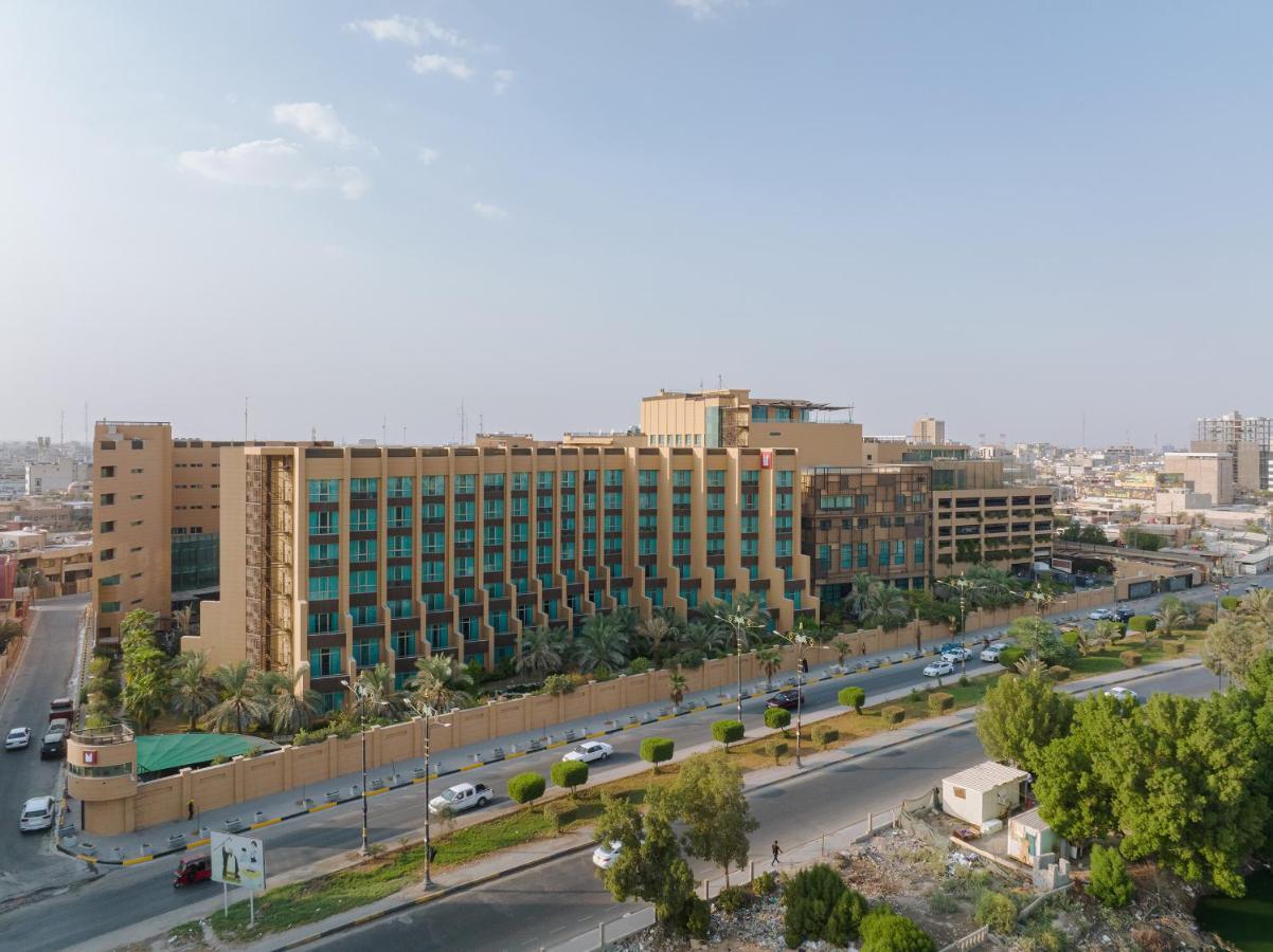Grand Millennium Al Seef Basra Buitenkant foto