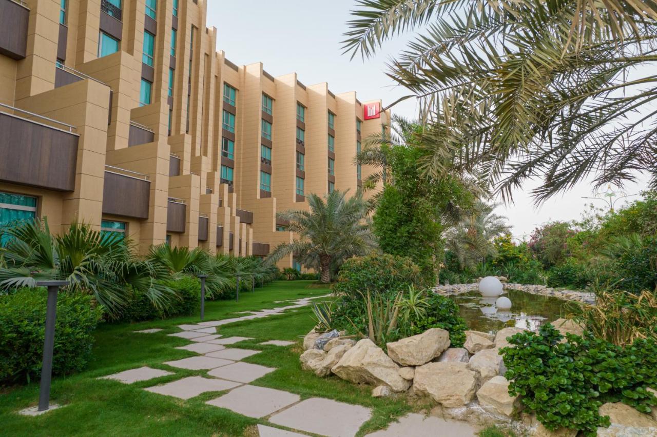 Grand Millennium Al Seef Basra Buitenkant foto