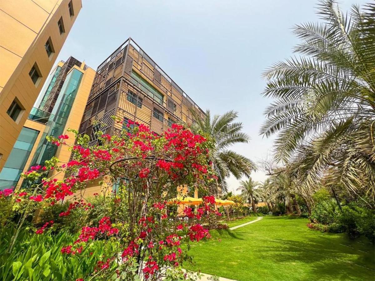 Grand Millennium Al Seef Basra Buitenkant foto